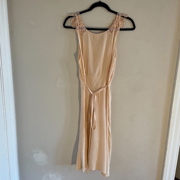 Vintage Peach Nightgown - Picture 2 of 2